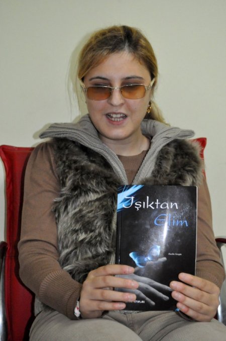 Görme engelli öğretmen: İsyan etmiyorum, benden daha kötüleri var