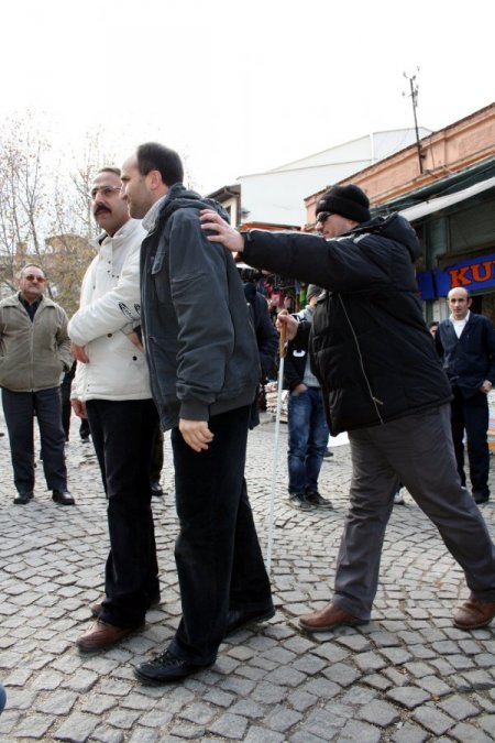 ‘görme Engelli’ Polis Yankesicilerin Korkulu Rüyası Olacak