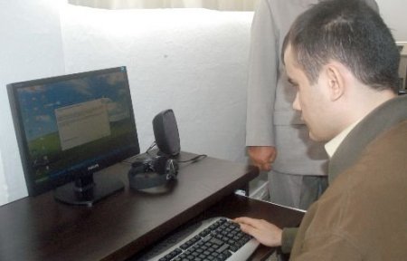 Görme Engelliler Bilgisayar Öğreniyor
