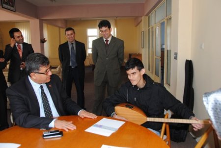 Görme engellilere yönelik, Braille alfabesi kursu başladı