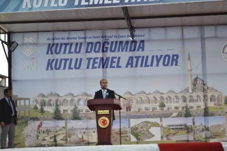 Görmez, Sahabe Safvan Bin Muattal Camii'nin temelini attı