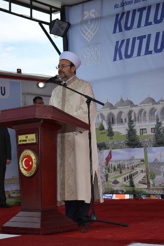 Görmez, Sahabe Safvan Bin Muattal Camii'nin temelini attı