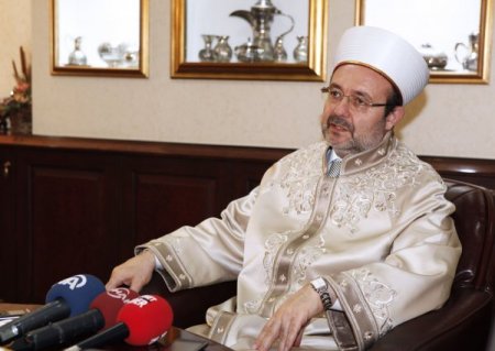 Görmez’den, Suriye’ye yardım kampanyasına destek çağrısı