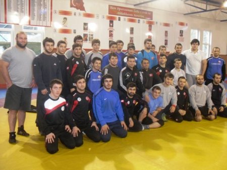 Grekoromen Güreş Milli Takım'ın Sarıyer kampı sona erdi