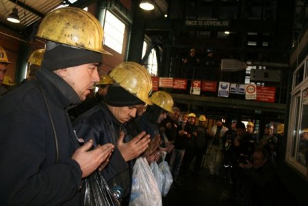 Grizu Faciasında Ölen 263 Madenci Dualarla Anıldı