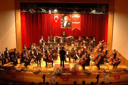 Groseri 100 Bin Müşterisini Sanatla Buluşturdu