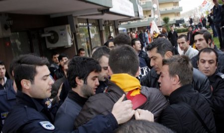 GS Store'da biber gazı şoku