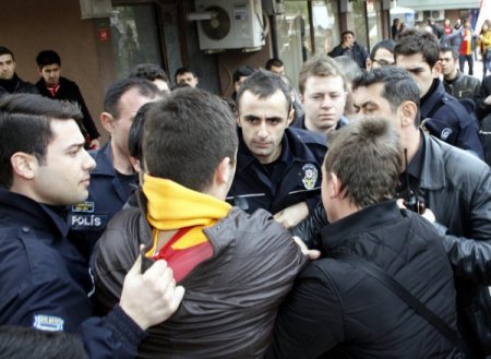 GS Store'da biber gazı şoku