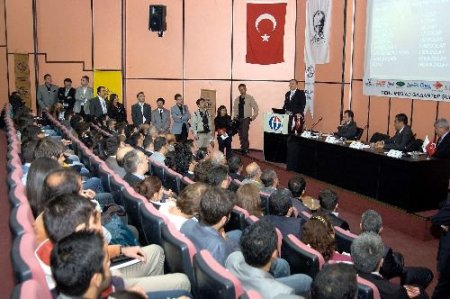 Gso Başkanı Koçer: Türkiye'de Girişimciliğin Körelmemesi İçin Çalışıyoruz