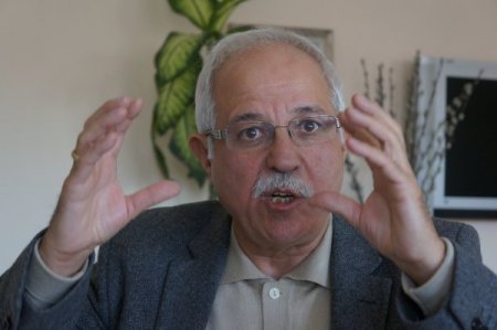 Güçlü: BDP'li vekillerin dokunulmazlıklarının kaldırılması siyasi krize yol açar