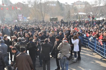 Gül: İmralı görüşmelerinde rol alanlar samimi olurlarsa acılar dinebilir (1)