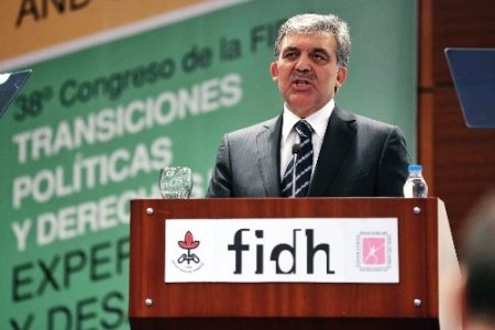 Gül: Irkçılık, demokrasinin düşmanıdır