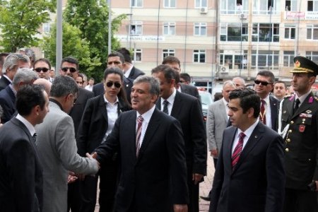 Gül: Rusya ve Çin çözüm sürecinin içinde yer almalı