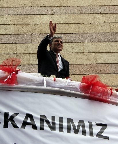 Gül: Rusya ve Çin çözüm sürecinin içinde yer almalı