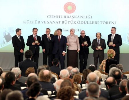 Gül: Tarihi konuların dizi ve filmlere konu olması sevinilecek bir şey