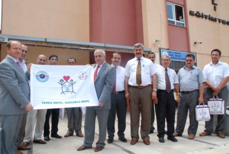 Gülen Koleji’inden Çifte Başarı Sevinci