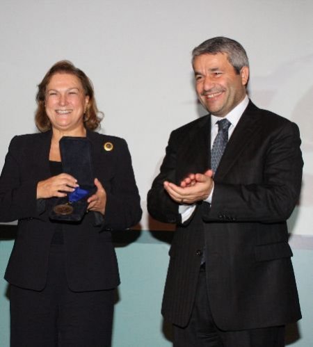 Güler Sabancı'ya Dünya Verimlilik Ödülü