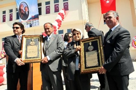 Gülşen Gökçe Kız Teknik ve Meslek Lisesi açıldı