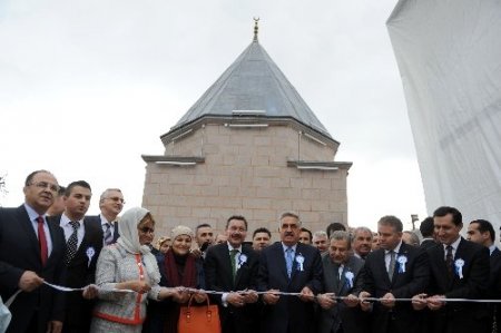 Gümrük Bakanı Yazıcı: Güvenlik zafiyeti sınır kapısıyla alakalı değil