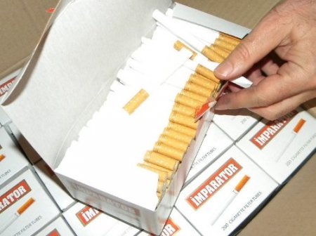 Gümrükte bir TIR dolusu makaron ele geçirildi