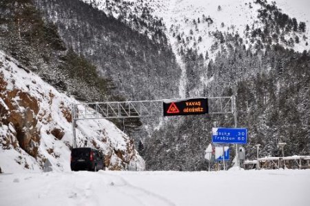 Gümüşhane'de 61 Köy Yolu Ulaşıma Kapandı