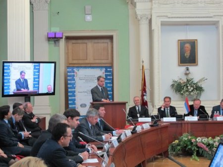 Günay Rusya’da konuştu: Turizmin ülke ekonomisine katkısı 30 milyar dolar