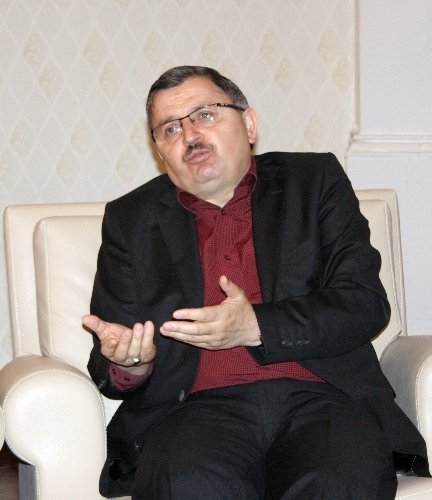 Gündoğdu: Doğu’ya memur, cebrederek değil cezp ettirilerek gönderilmeli