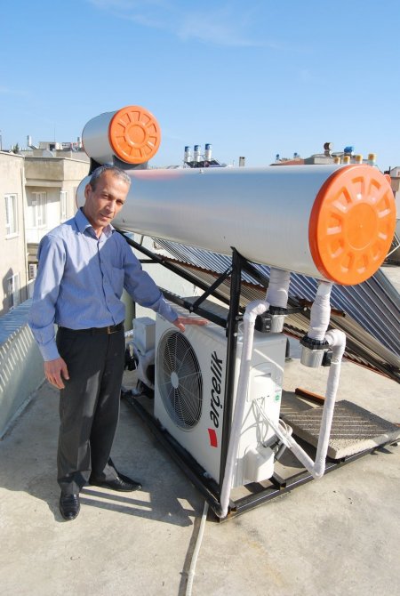 Güneş enerjisiyle kaloriferleri ısıtıyor