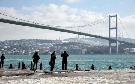 Güneş yüzünü gösterdi, İstanbullular sahile akın etti