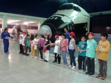 Güney Eğitim Kurumları öğrencileri uzay kampında