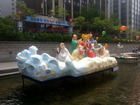 Güney Kore, Buda’nın doğum haftasını kutluyor