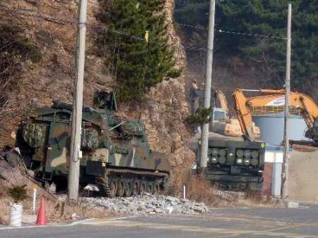 Güney Kore, Sınıra Yığınak Yaparken, Kuzey Kore Nükleer Programını Açıkladı