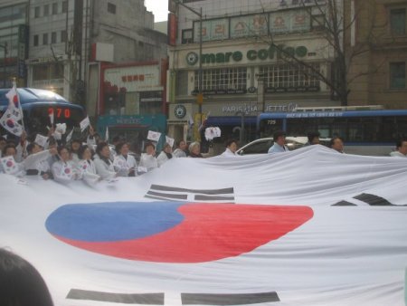 Güney Kore’de Bağımsızlık Günü Coşkusu