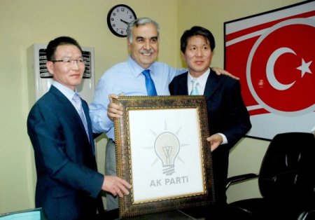 Güney Koreliler, Ak Parti'nin Başarı Sırrını Öğrenmek İçin İzmir'e Geldi