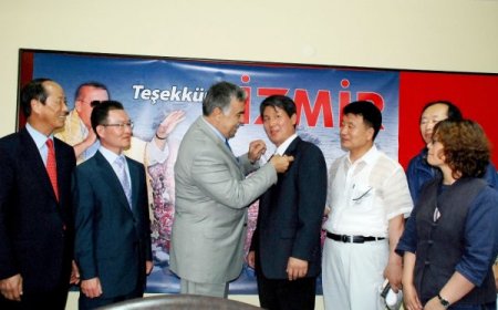 Güney Koreliler, Ak Parti'nin Başarı Sırrını Öğrenmek İçin İzmir'e Geldi