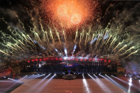 Güneydoğu Asya Oyunları, Muhteşem Açılışla Başladı