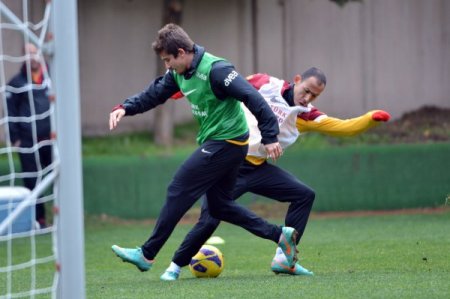 Günü izinli geçiren Galatasaray, Beşiktaş için yarın topbaşı yapacak