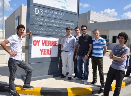 Gurbetçiler Kilometrelerce Yol Kat Edip Kapıkule’de Oy Kullandı