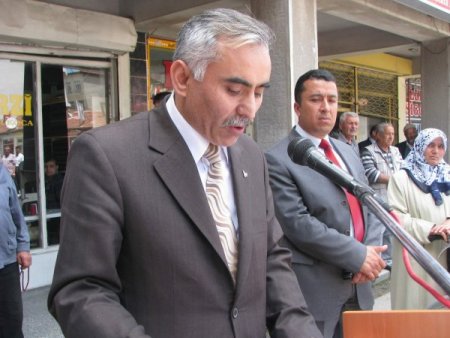 Gurbetçilerin Gönderdiği Tır Dolusu Engelli Aracı, Engellilere Dağıtıldı