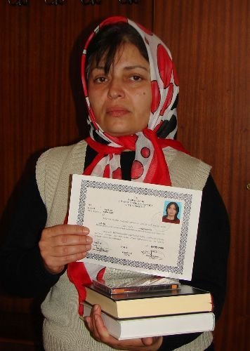 Gürcistan Asıllı Müzik Öğretmeni Madona Kök: Kırk Yaşından Sonra Oruç Tuttuğum İçin Rabbime Şükür Ediyorum