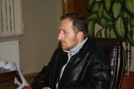 Gürcü genç Müslüman oldu