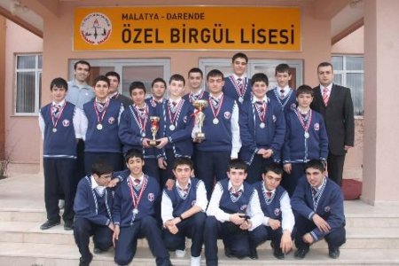 Güreşin Yıldızları Birgül'den Çıktı