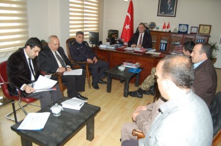 Güroymak esnafı ilçeye Meslek Yüksekokulu açılması için dernek kurdu