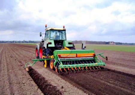 Güroymak’ta 16 çiftçiye destek sağlandı