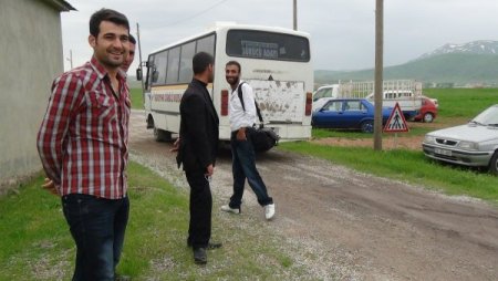 Güroymak'ta Sürücü Adayları Direksiyon Sınavında Ter Döktü