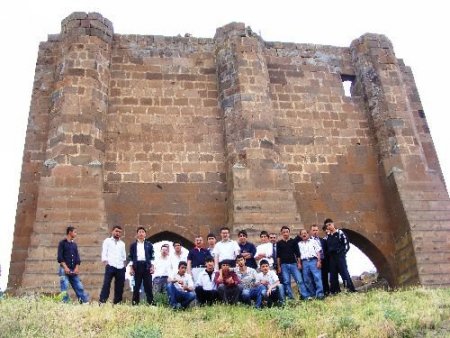 Güroymak'taki Yurt Öğrencileri 'veli' Projesi İle Moral Buldu