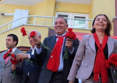 Gürsel Tekin: Başbakan'ın 10 yılı, Hitler'in uygulamalarına benziyor