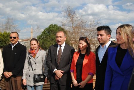 Gürsel Tekin: İktidar, insanlarda Sevgililer Günü kutlayacak derman bırakmadı