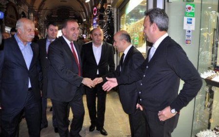 Gürsel Tekin: İktidar, vatandaşı gece yarısı zamlarla buluşturdu