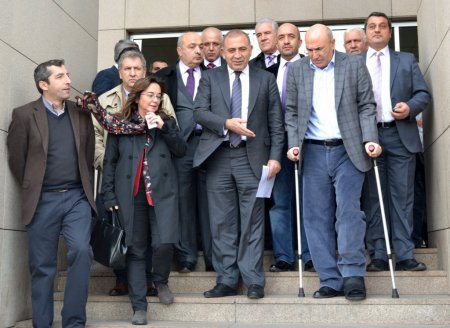 Gürsel Tekin'den Muammer Güler ve Kadir Topbaş hakkında suç duyurusu